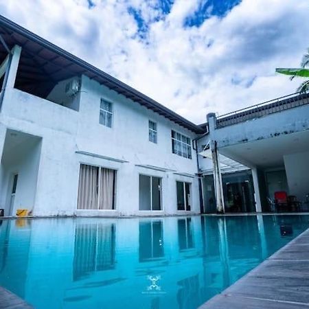 Villa 38 Padukka Ngoại thất bức ảnh